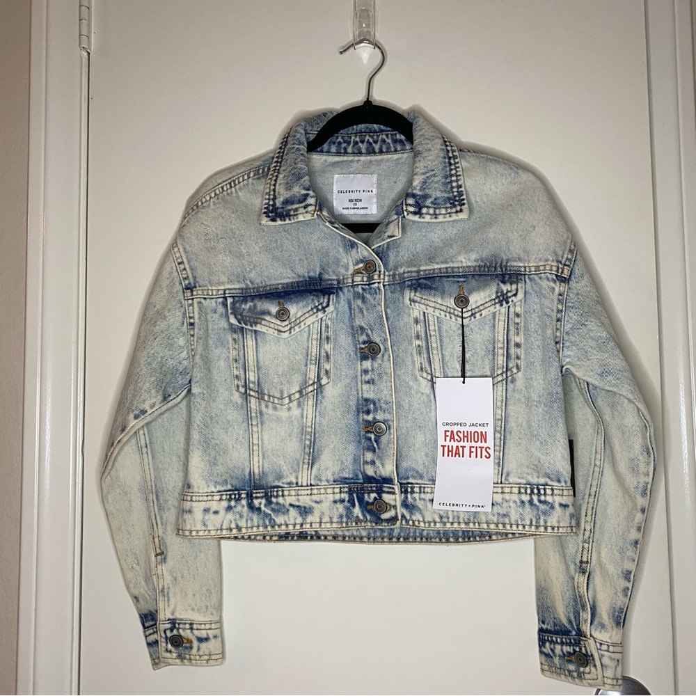 Celebrity‎ Pink Cropped Jean Jacket NWT